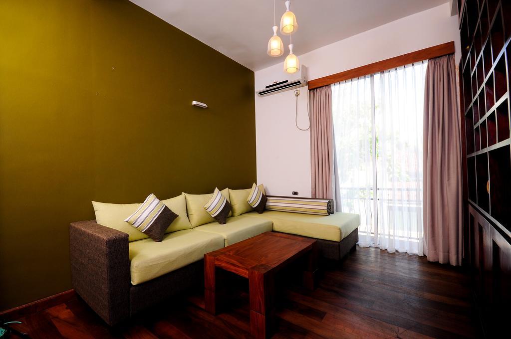 Teatalk Hotel Коломбо Екстериор снимка