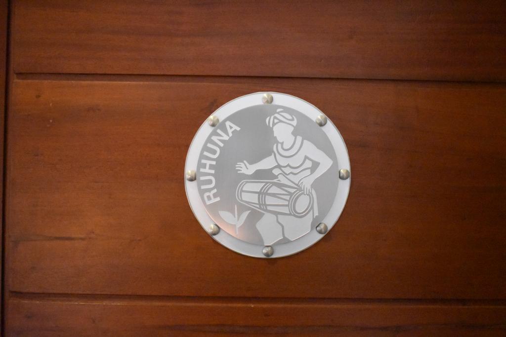 Teatalk Hotel Коломбо Екстериор снимка